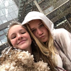 Meet your Posher, Ellery